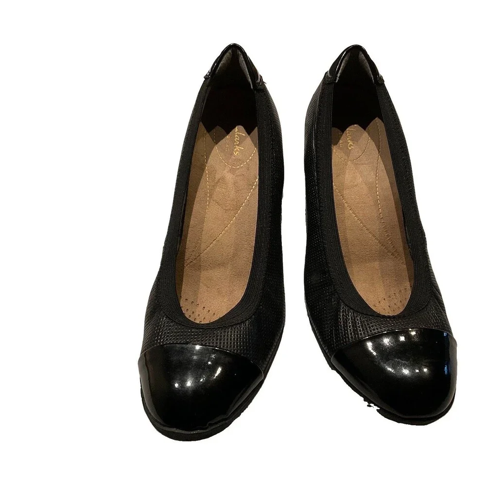 Clarks Artisan Shoes Women’s Black Patent Leather Cap Toe Ballet Slip-On 9W